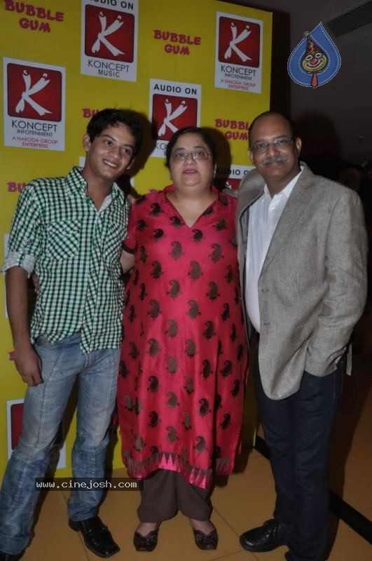 Celebs at Bubble Gum Movie Premiere Show - 9 / 34 photos