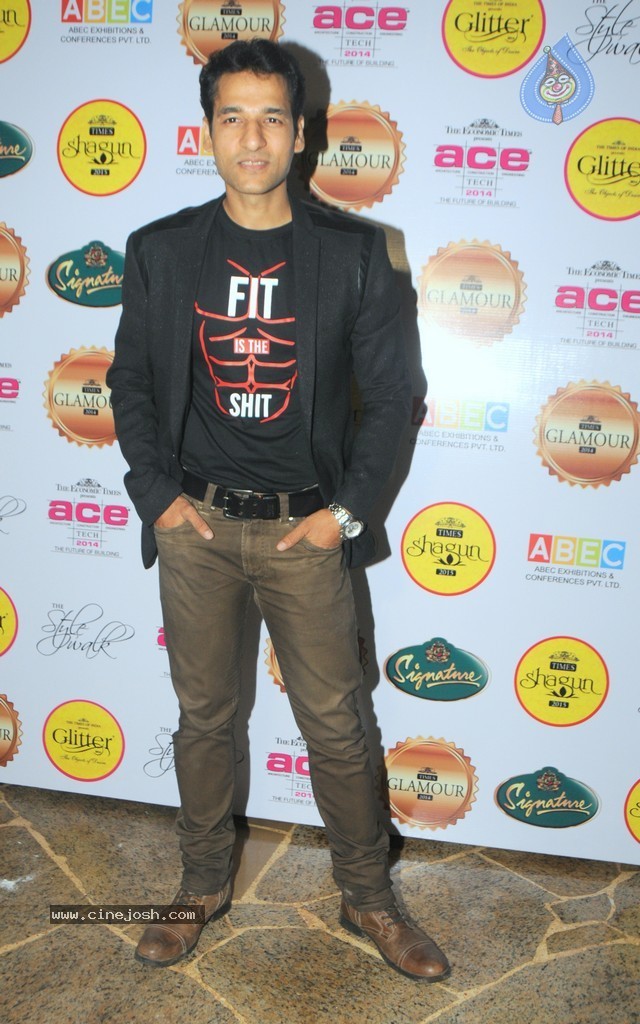 Celebs at Bulbeer Gandhi Glamour Gala Dinner - 9 / 42 photos