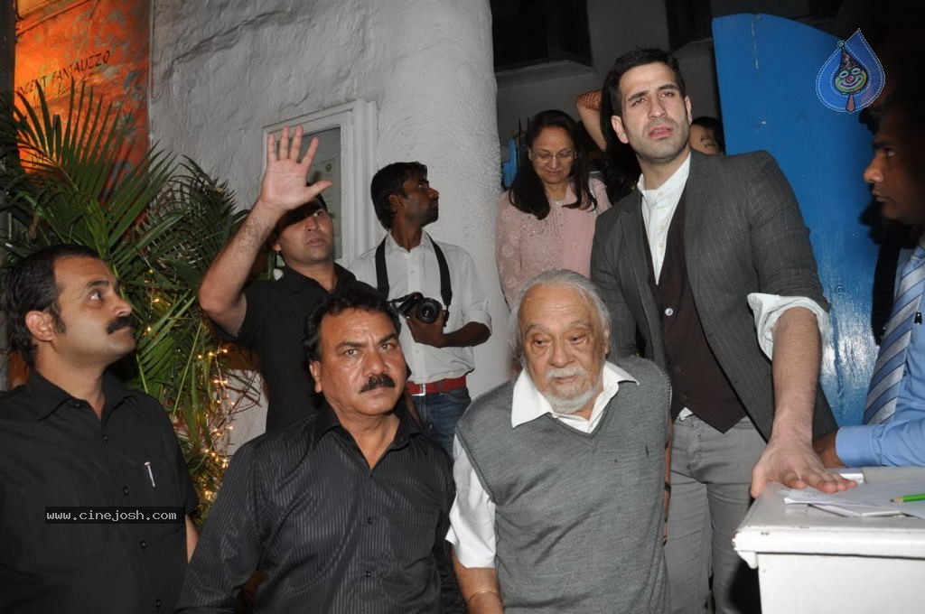 Celebs at Bunty Walia Wedding Reception - 1 / 85 photos