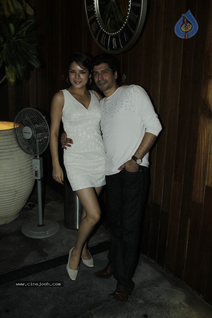 Celebs at Cafe La Mangi Party - 15 / 88 photos