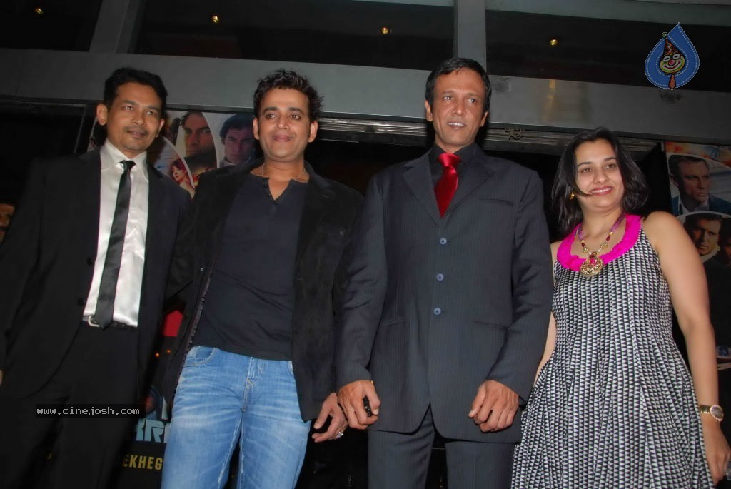 Celebs at Chaalis Chaurasi Movie Premiere Show - 10 / 54 photos