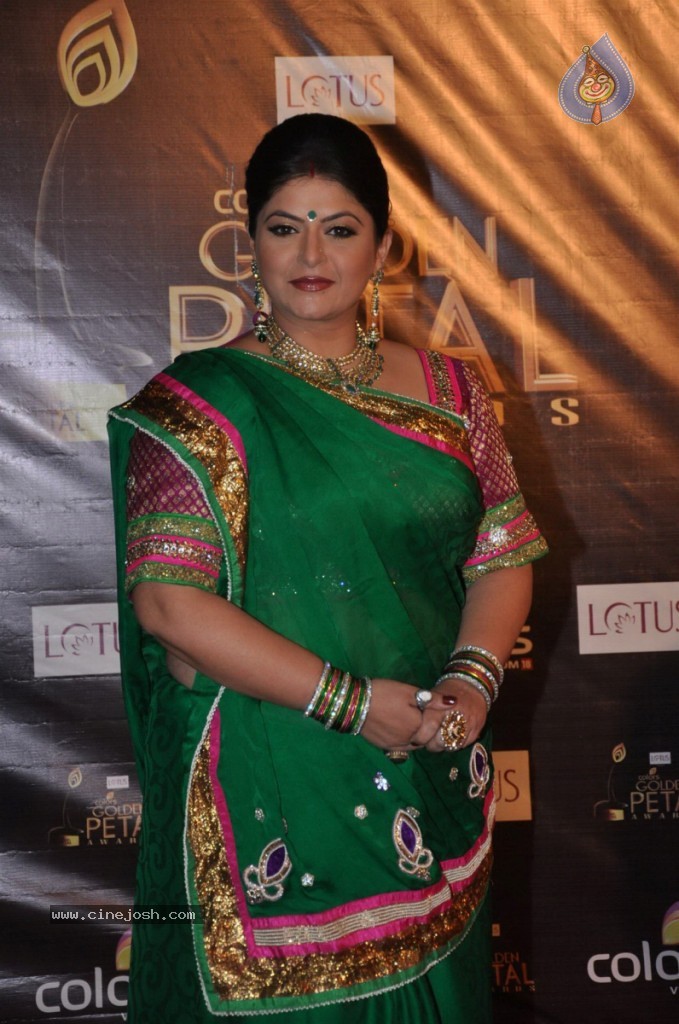 Celebs at Colors Golden Petal Awards 2012 - 19 / 86 photos