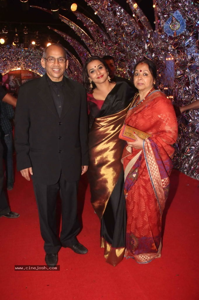 Celebs at Colors Screen Awards 2012 - 217 / 241 photos