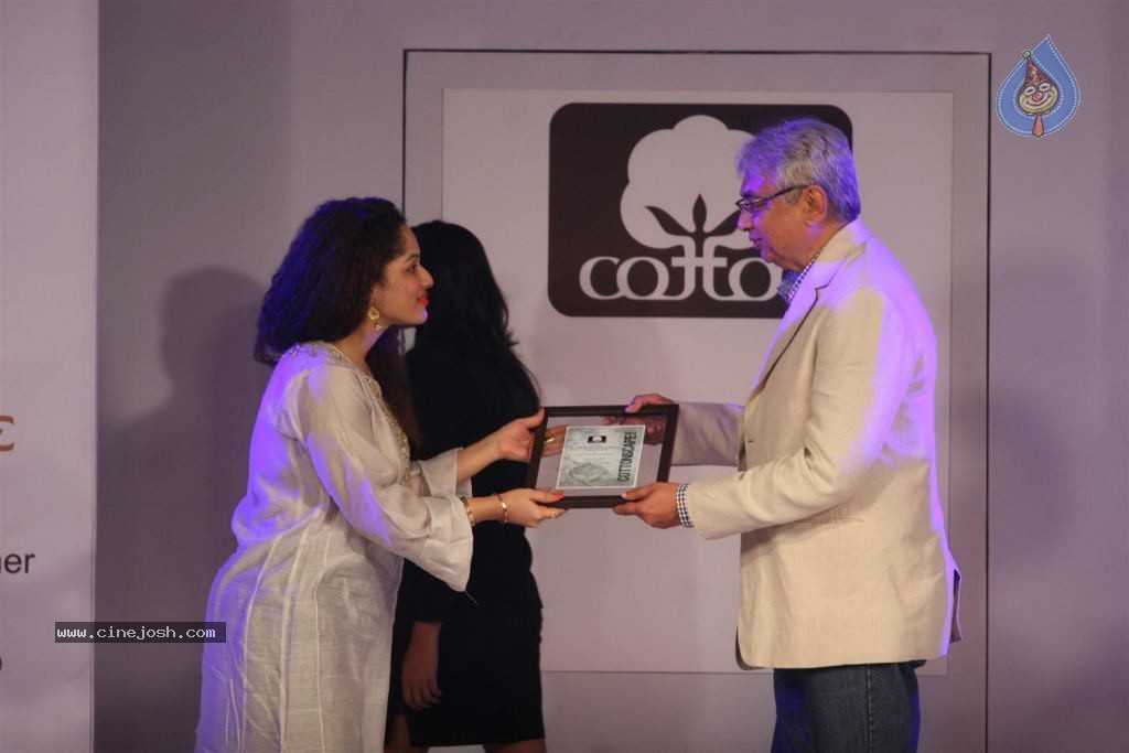 Celebs at Cottonscape Fashion Show - 57 / 76 photos