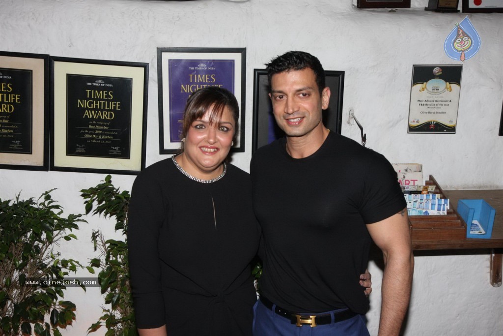 Celebs at Dabboo Ratnani 2013 Calendar Launch - 81 / 122 photos