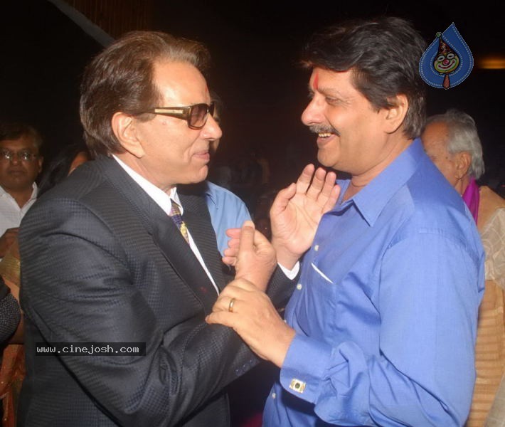 Celebs at Dadasaheb Phalke Academy Awards - 19 / 126 photos