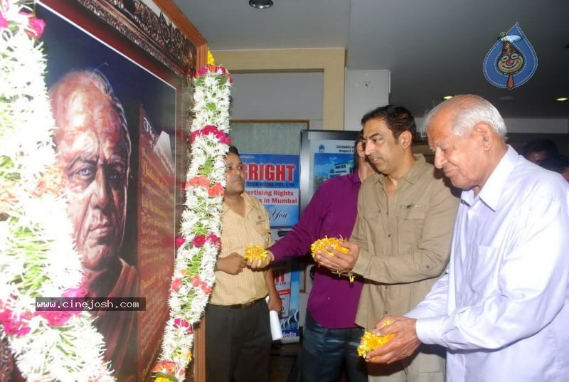 Celebs at Dadasaheb Phalke Academy Awards - 23 / 126 photos