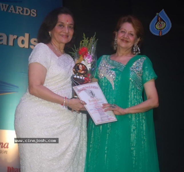 Celebs at Dadasaheb Phalke Academy Awards - 45 / 126 photos