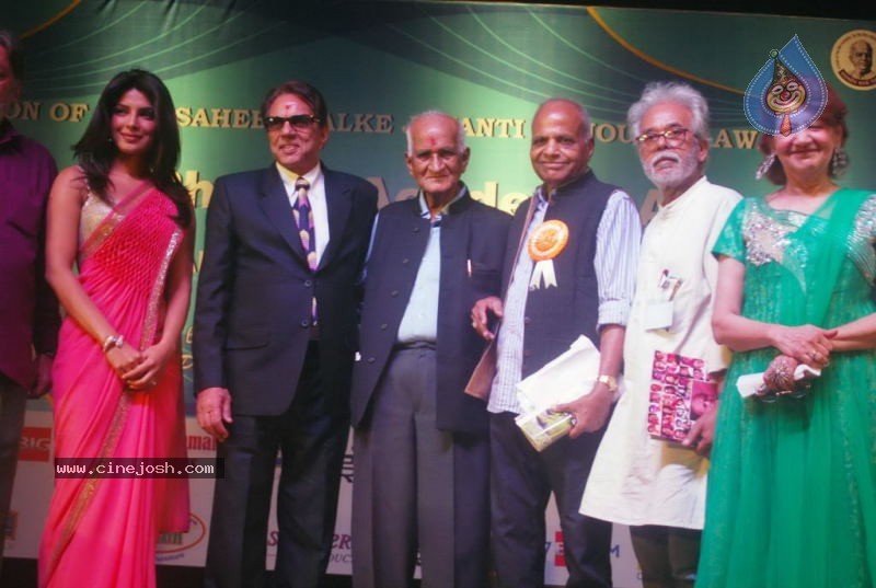 Celebs at Dadasaheb Phalke Academy Awards - 83 / 126 photos