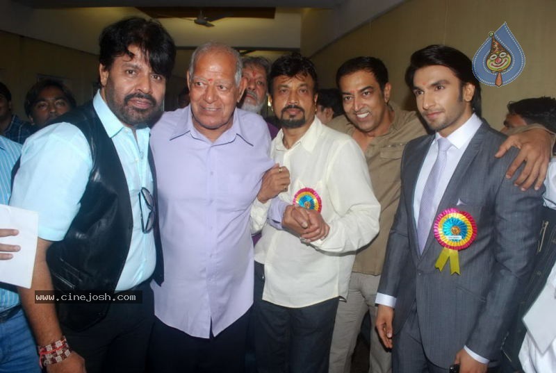 Celebs at Dadasaheb Phalke Academy Awards - 95 / 126 photos