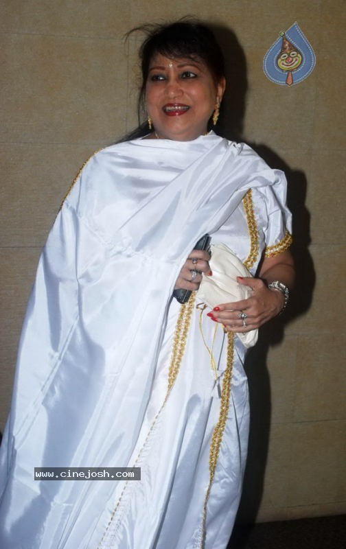 Celebs at Dadasaheb Phalke Academy Awards - 114 / 126 photos