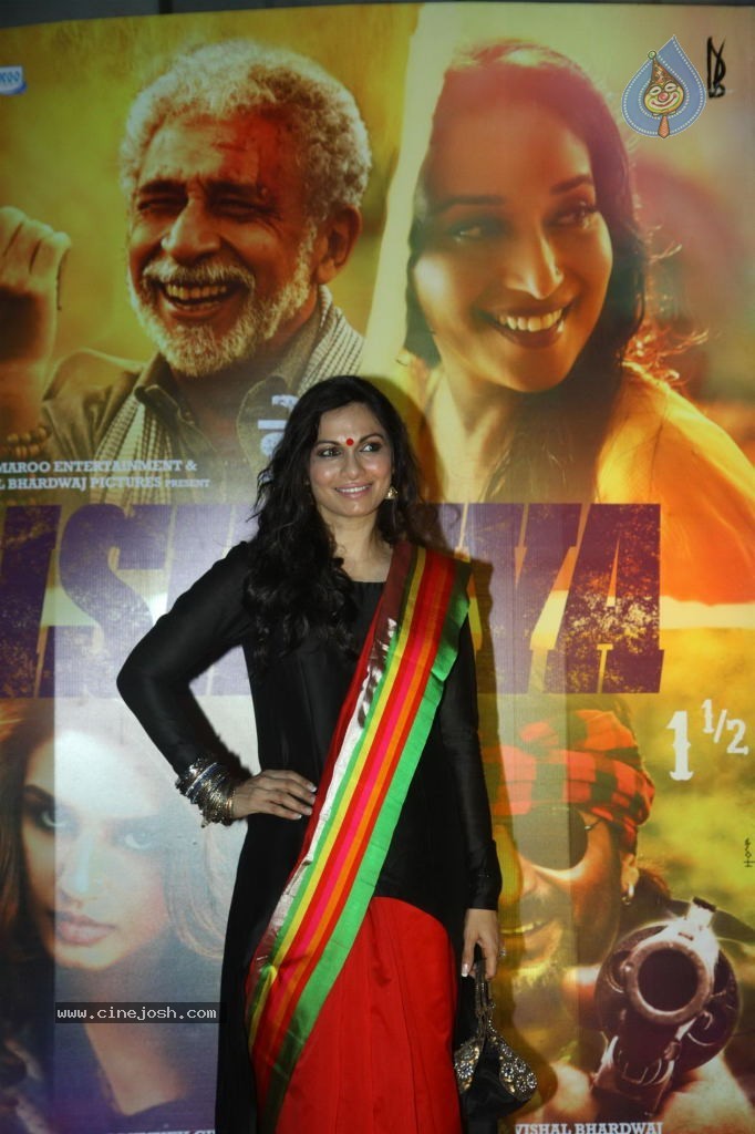Celebs at Dedh Ishqiya Premiere - 59 / 74 photos