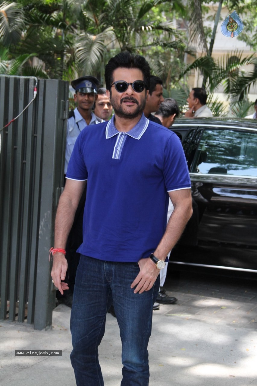 Celebs at Dil Dhadakne Do Film Music Launch - 12 / 160 photos