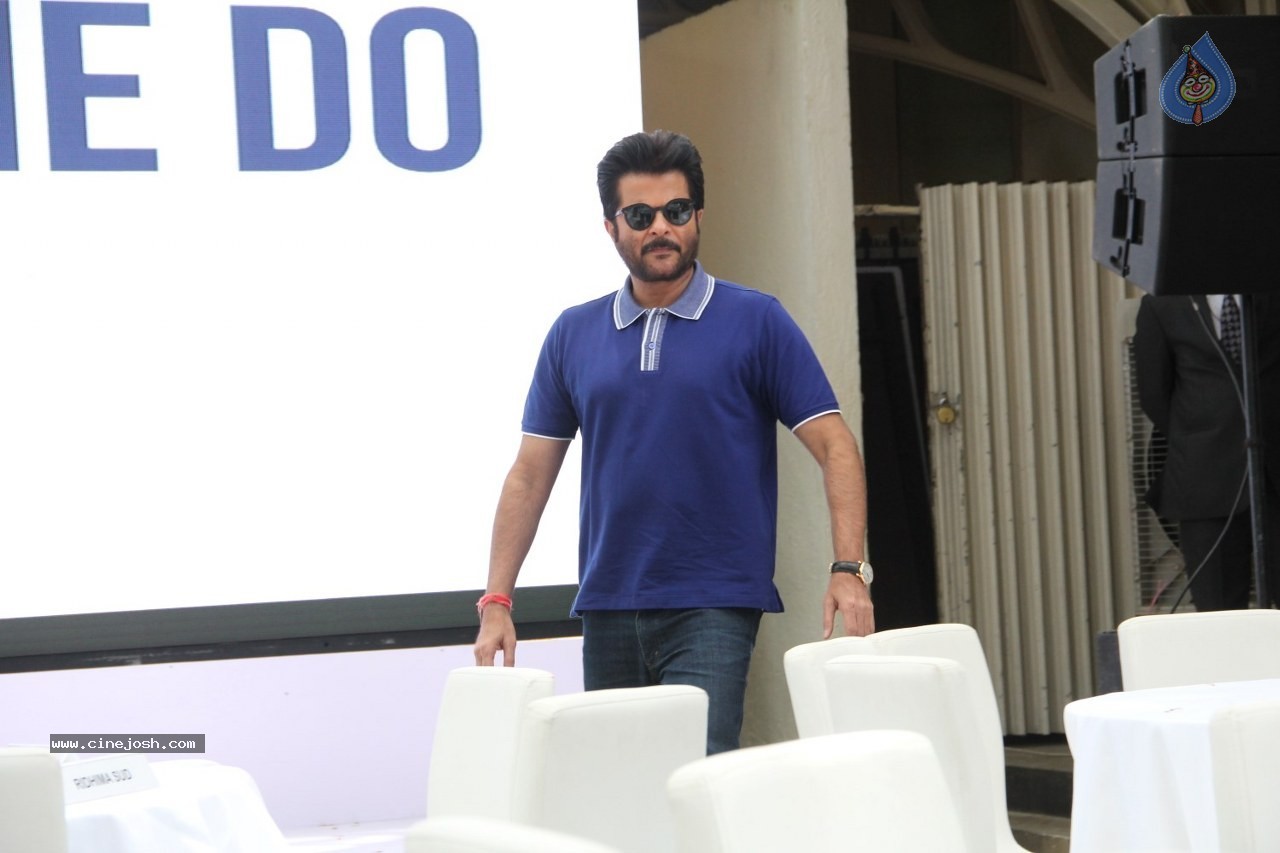 Celebs at Dil Dhadakne Do Film Music Launch - 15 / 160 photos