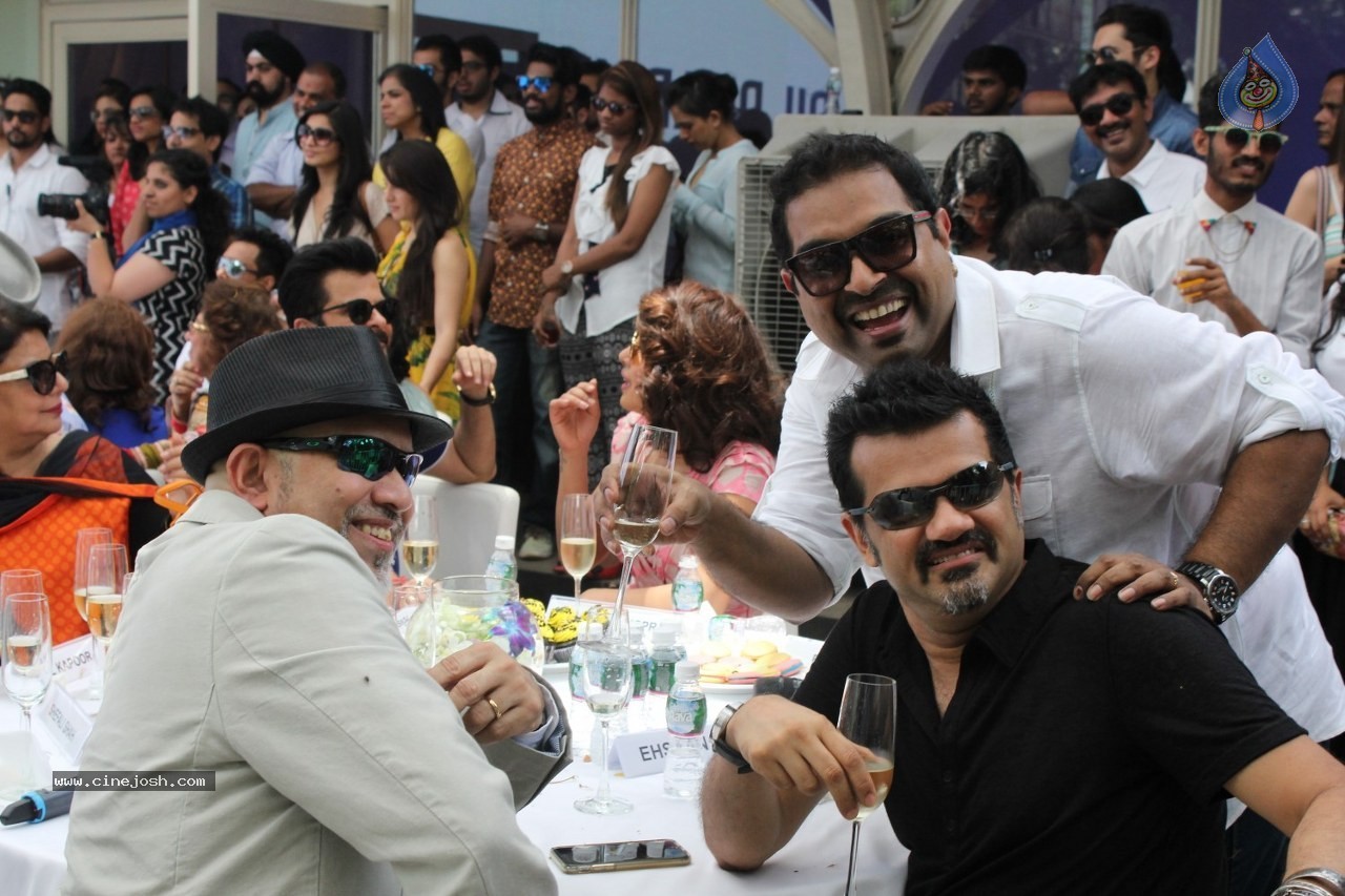 Celebs at Dil Dhadakne Do Film Music Launch - 45 / 160 photos