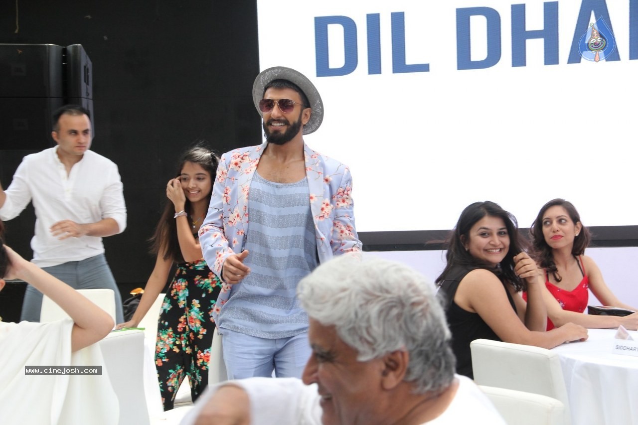 Celebs at Dil Dhadakne Do Film Music Launch - 72 / 160 photos