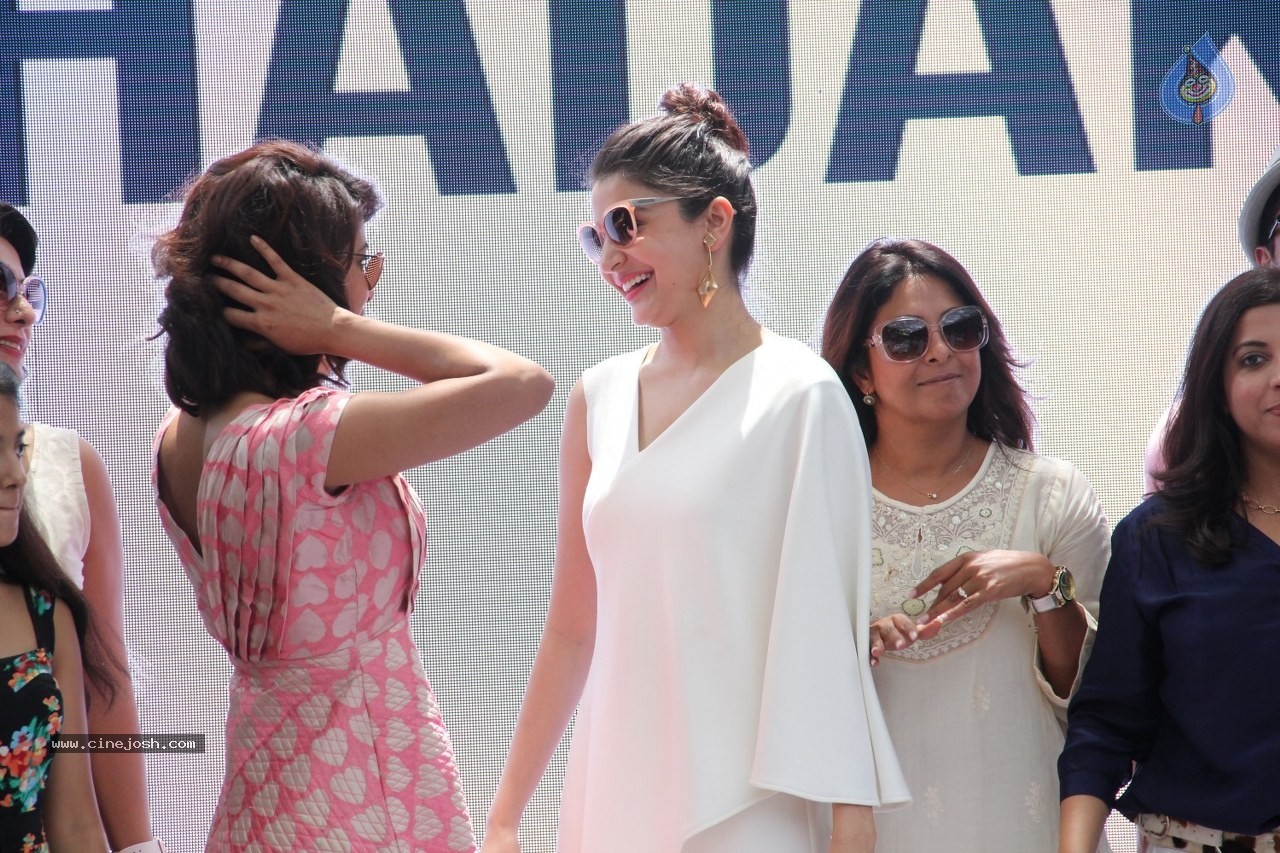 Celebs at Dil Dhadakne Do Film Music Launch - 132 / 160 photos