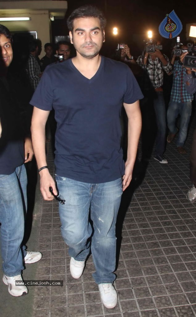 Celebs at Don 2 Movie Special Screening - 32 / 74 photos