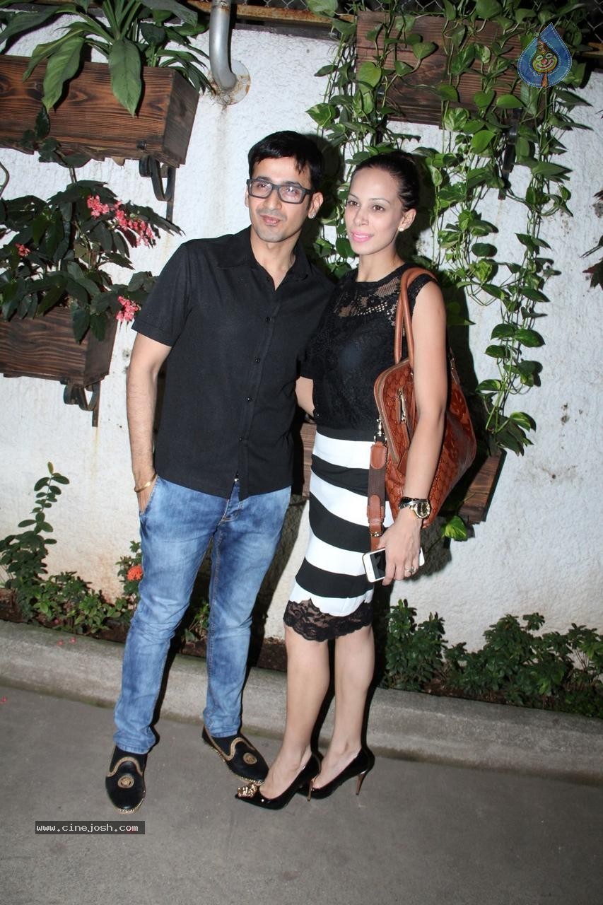 Celebs at Ek Paheli Leela Special Show - 14 / 44 photos