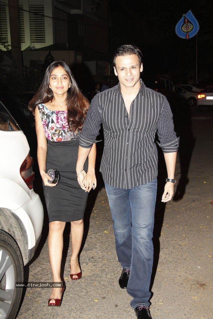 Celebs at Ekta Kapoor Hosted Bday Party - 12 / 110 photos