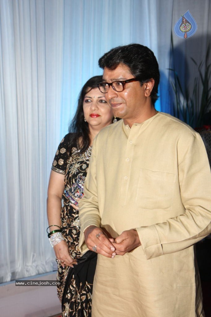 Celebs at Esha Deol Reception Photos - 36 / 89 photos