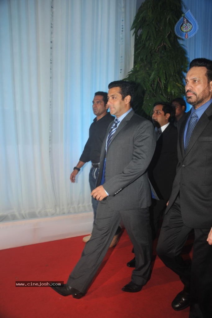 Celebs at Esha Deol Reception Photos - 53 / 89 photos