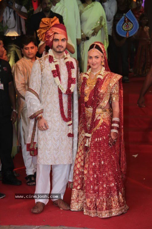 Celebs at Esha Deol Wedding - 44 / 75 photos