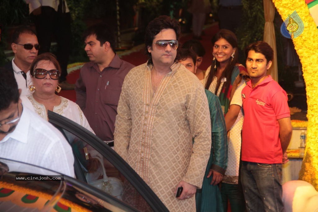 Celebs at Esha Deol Wedding - 52 / 75 photos