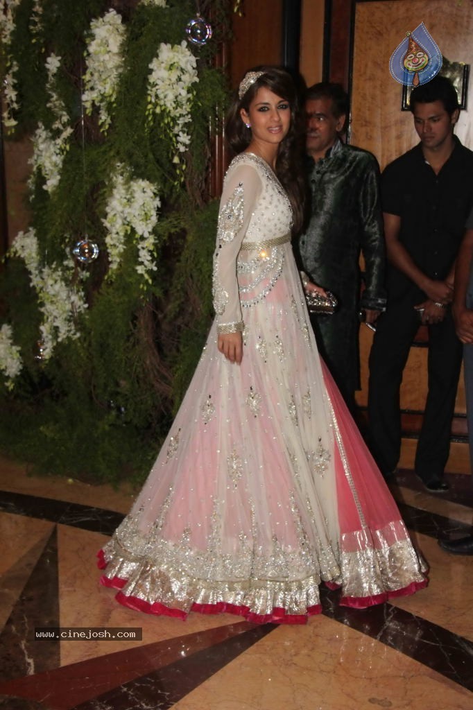 Genelia n Ritesh Sangeet Ceremony Photos - 86 / 174 photos