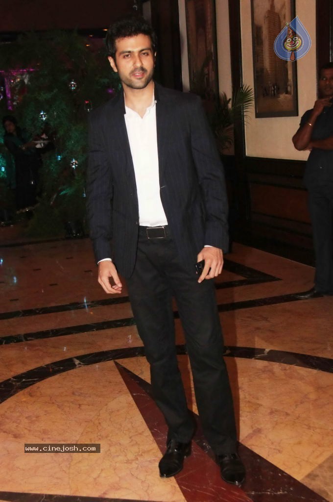 Genelia n Ritesh Sangeet Ceremony Photos - 118 / 174 photos