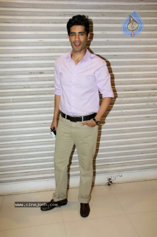 Celebs at Haunted Movie Special Show - 25 / 41 photos