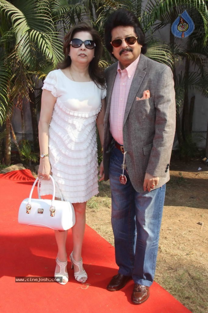 Celebs at Hello Magazine Racing Event - 101 / 122 photos