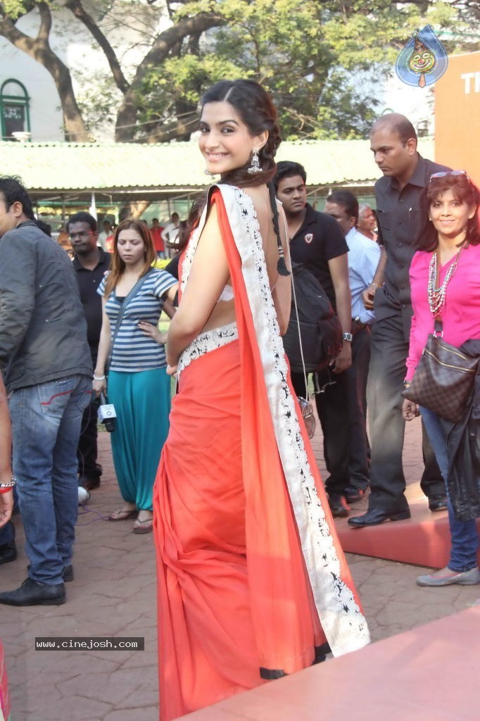 Celebs at Hello Magazine Racing Event - 106 / 122 photos