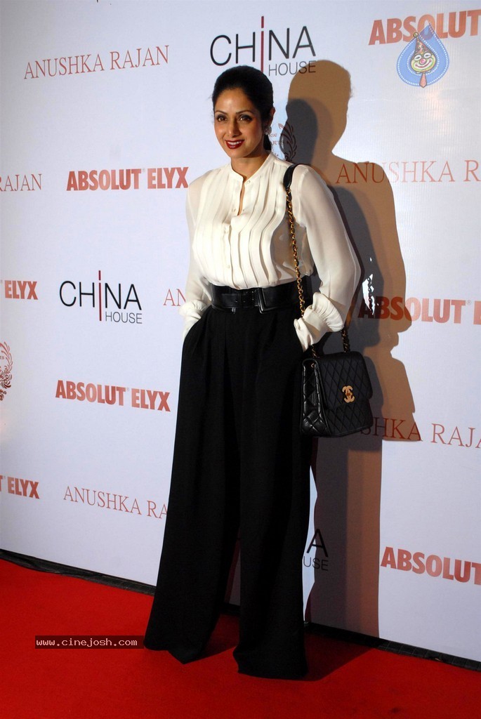 Celebs at In an Artists Mind V Fashion Show - 4 / 84 photos