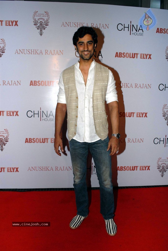 Celebs at In an Artists Mind V Fashion Show - 10 / 84 photos