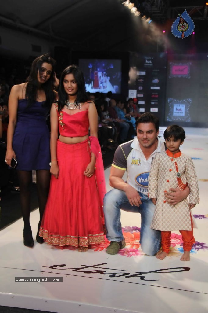 Celebs at India Kids Fashion Week - 23 / 111 photos