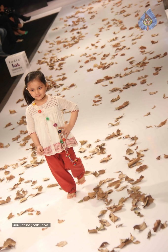 Celebs at India Kids Fashion Week - 39 / 111 photos