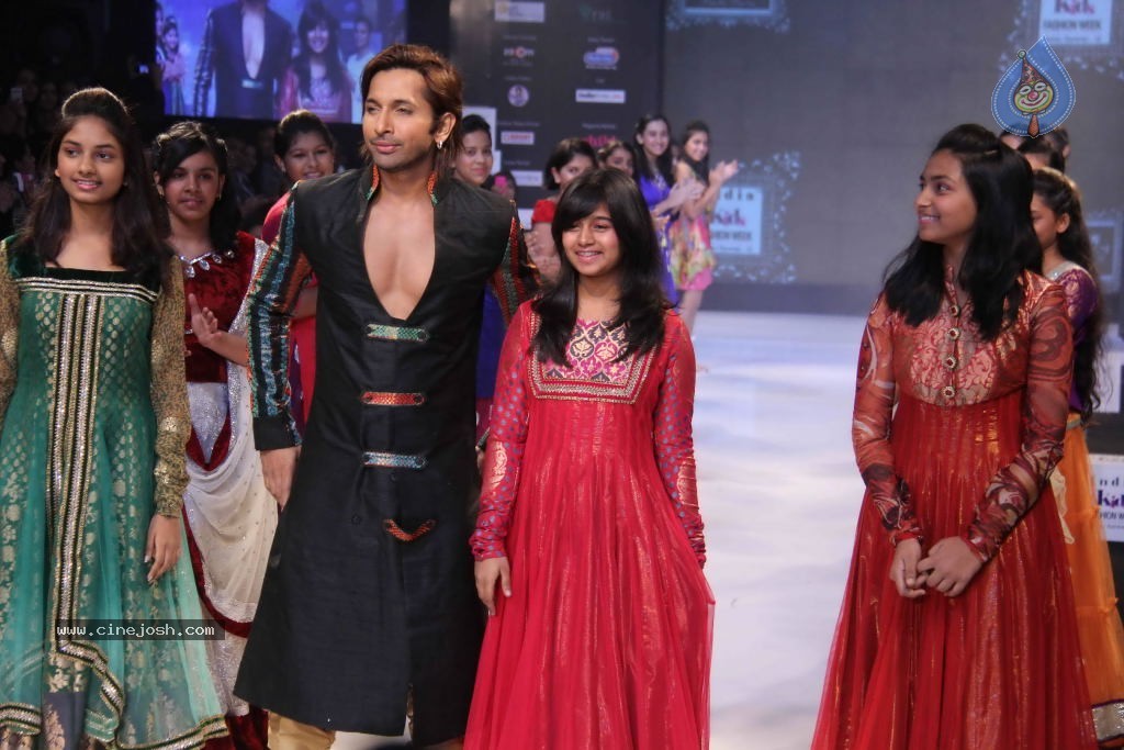 Celebs at India Kids Fashion Week - 47 / 111 photos