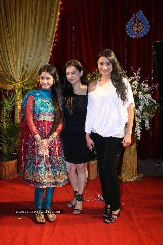 Stars at Indian Television Academy Awards - 68 / 92 photos