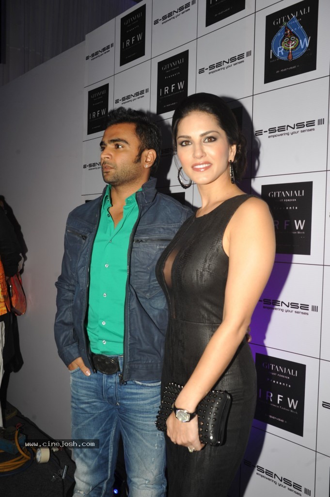 Celebs at IRFW 2013 Day 1 - 6 / 32 photos