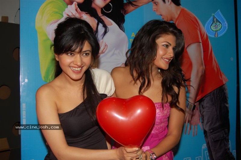 Celebs at Jaane Kahan Se Aaye Hai and Valentine's Day Premiere - 26 / 59 photos