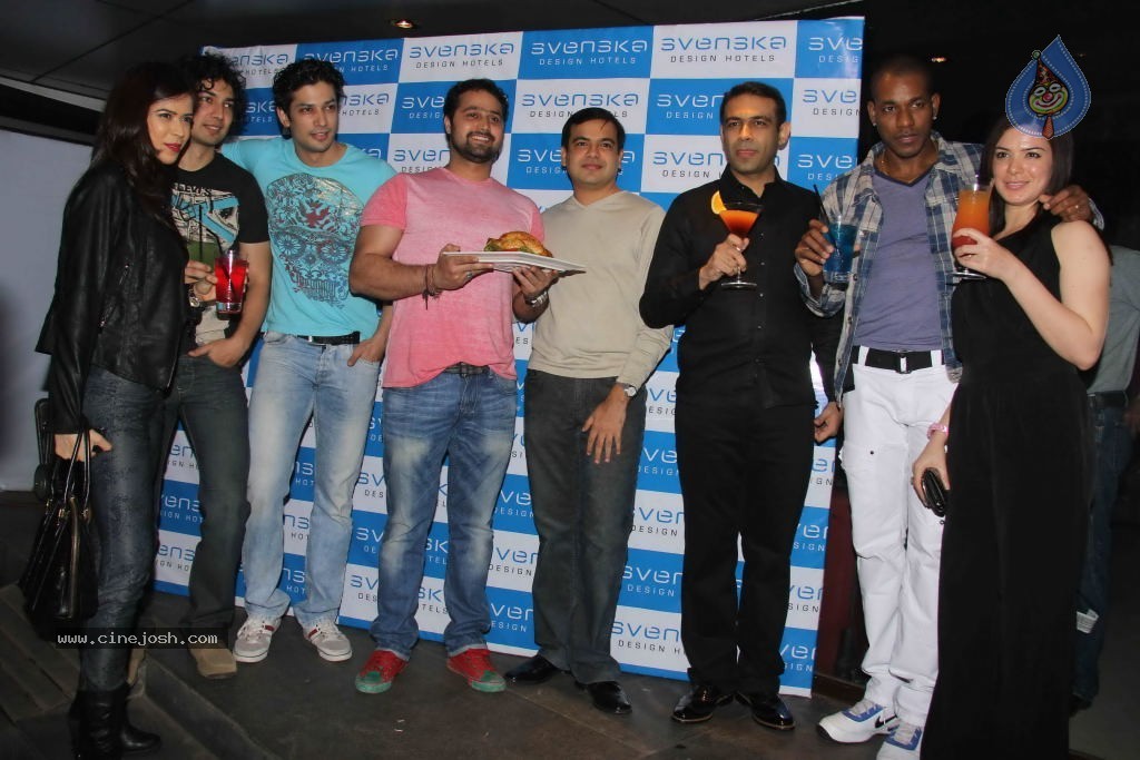 Celebs at James Harrison Party - 29 / 41 photos