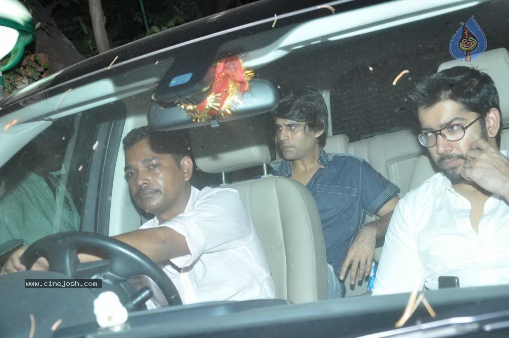 Celebs at Karan Johar Bday Party - 57 / 110 photos