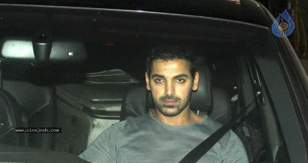 Celebs at Karan Johar Bday Party - 60 / 110 photos