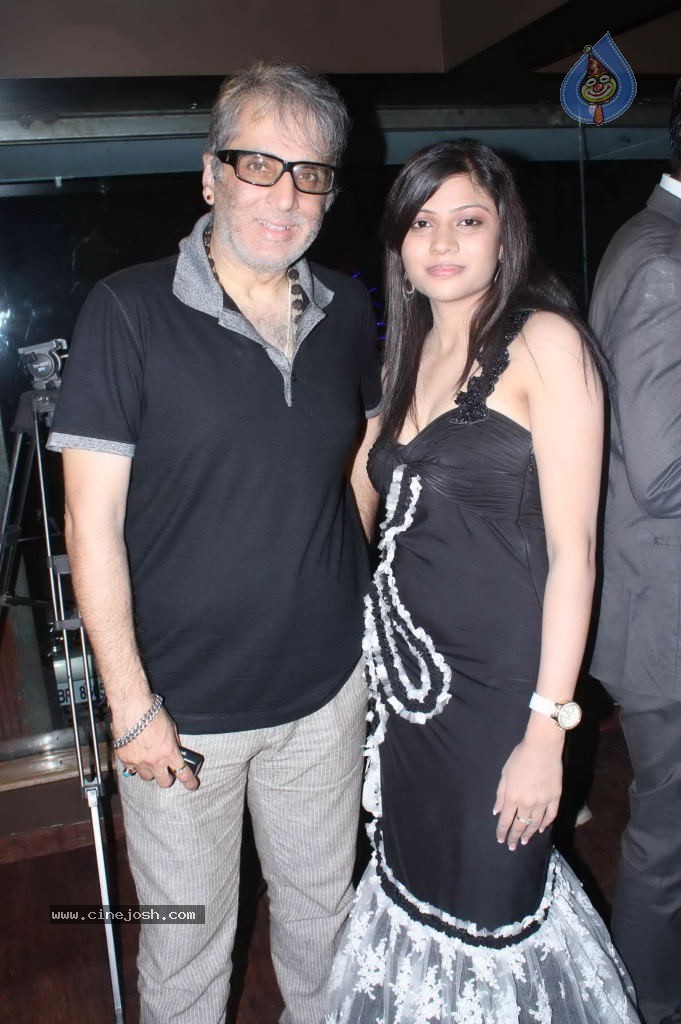 Celebs at Khushiz Store Launch - 34 / 66 photos