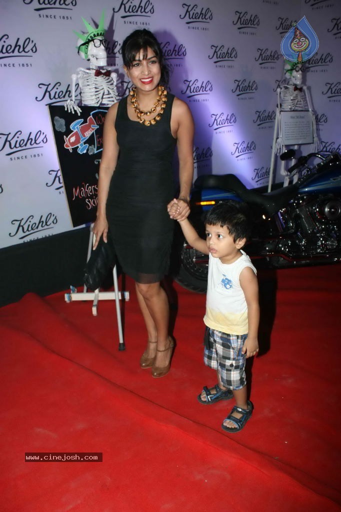 Celebs at Kiehl India Store Launch - 13 / 57 photos