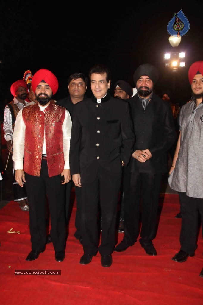 Celebs at Kiran Bawa Lohri Festival Event - 11 / 86 photos