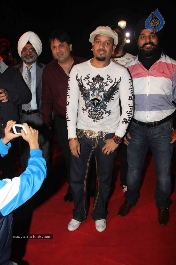 Celebs at Kiran Bawa Lohri Festival Event - 12 / 86 photos