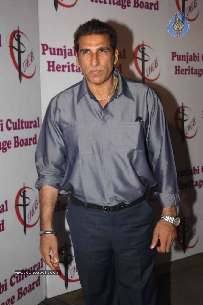 Celebs at Kiran Bawa Lohri Festival Event - 15 / 86 photos