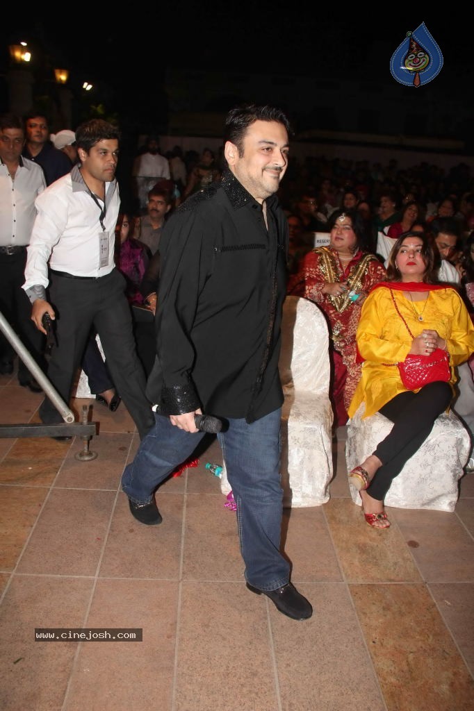 Celebs at Kiran Bawa Lohri Festival Event - 58 / 86 photos